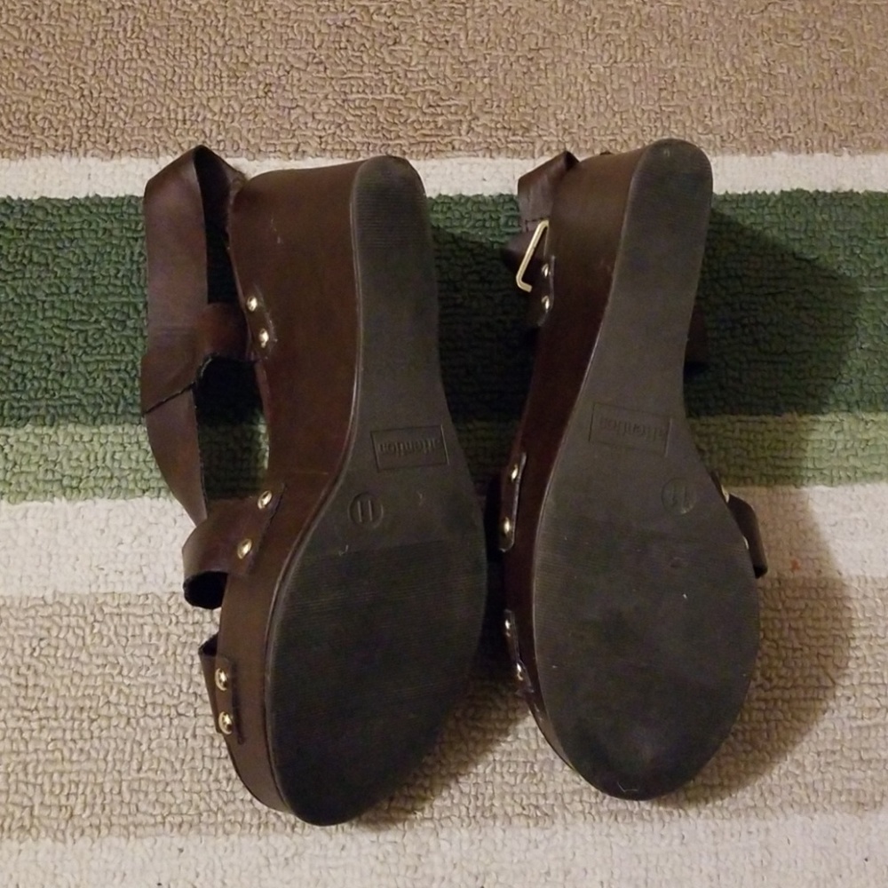 Wedges - Picture 3 of 4